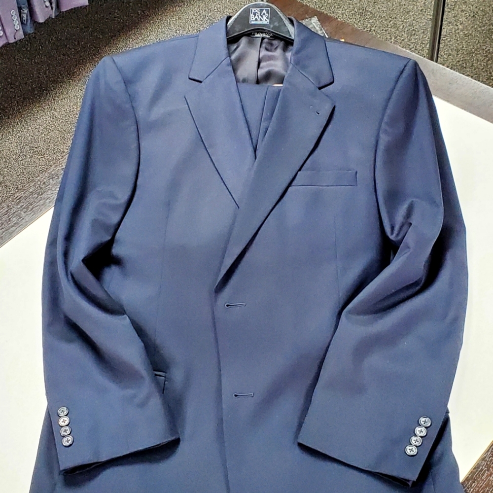 Jos. A. Banks Signature Collection Navy Suit 44L